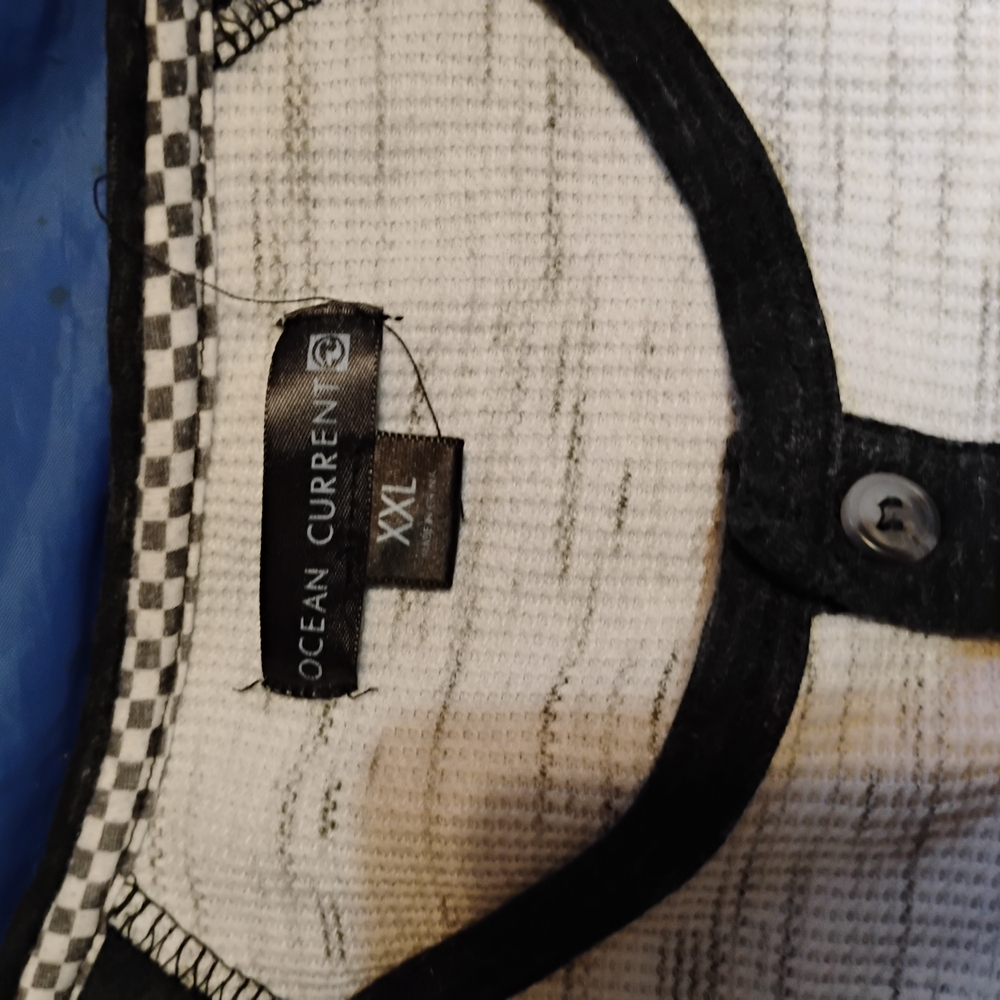 Ocean Current XXL Checkered White and Black Shirt